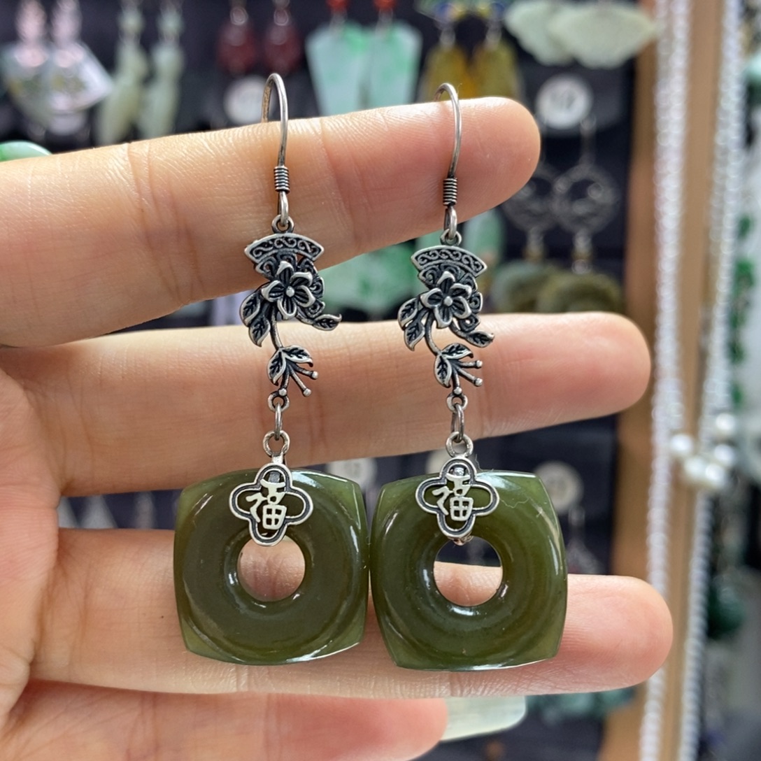 和田玉银S925镶嵌耳饰