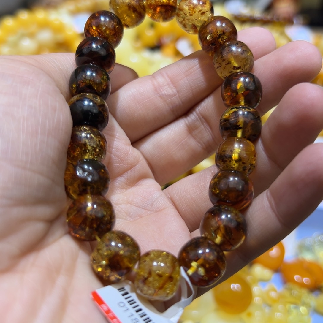 琥珀珠宝奇石未镶嵌