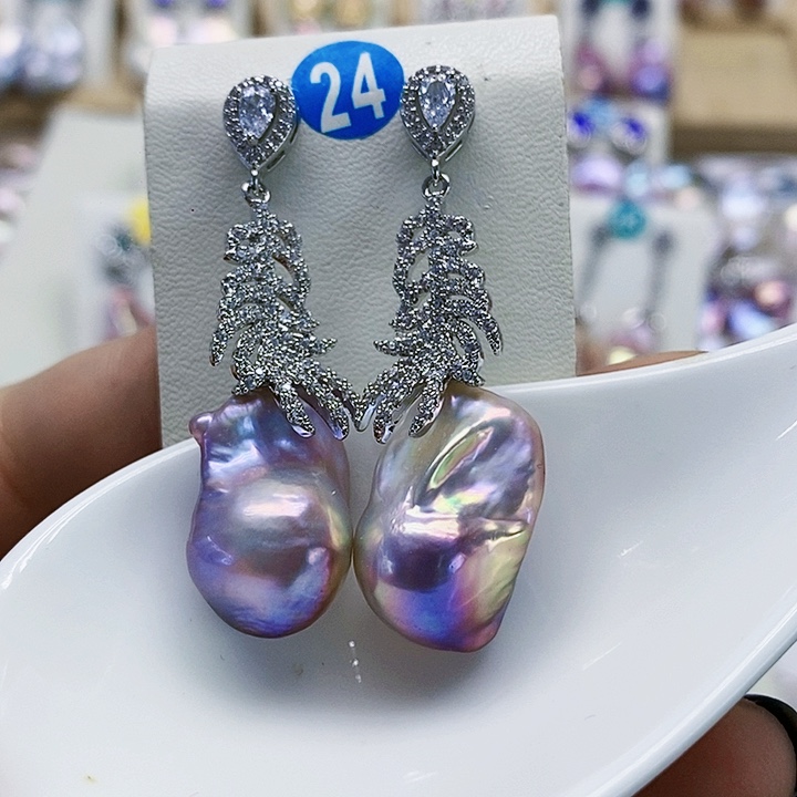 银S925镶嵌耳饰淡水珍珠