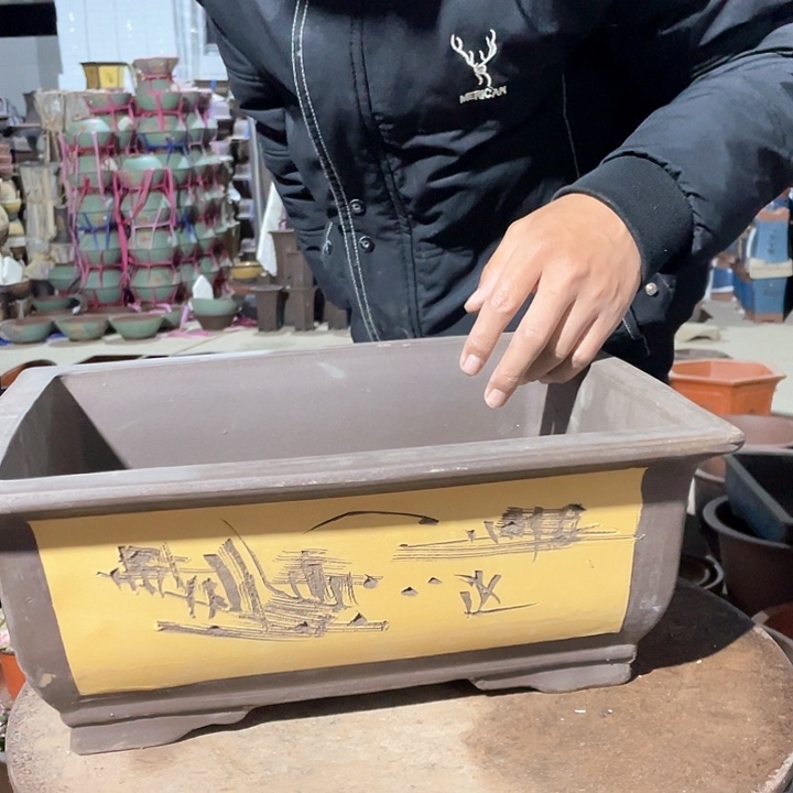 紫砂39黄色马槽花盆