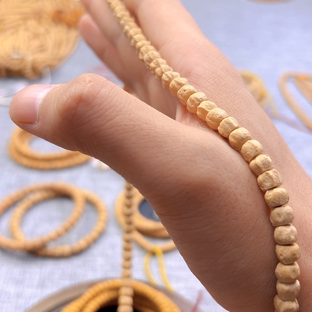 墨***香柏香籽/百香籽手串