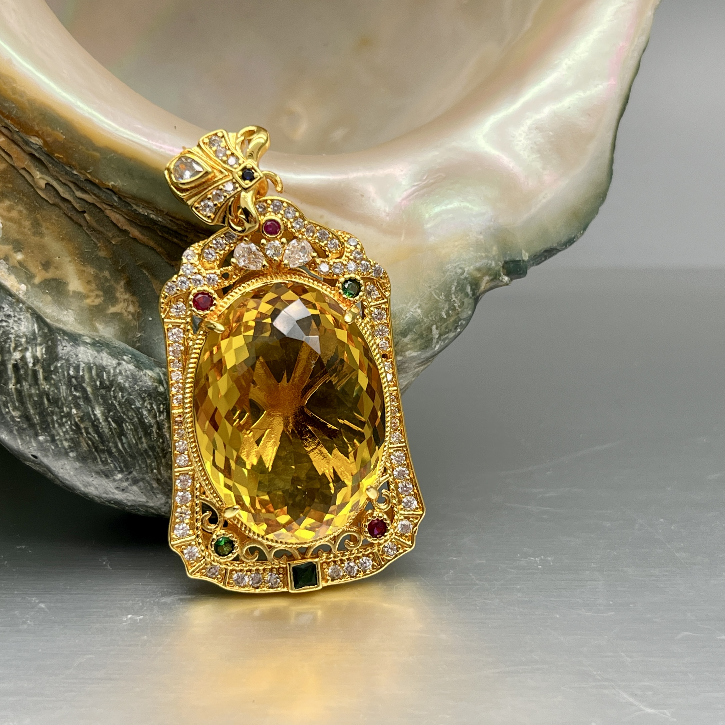 骐D027金黄方型首饰 款时尚百搭男女款 性配礼盒挂绳多样性发其一