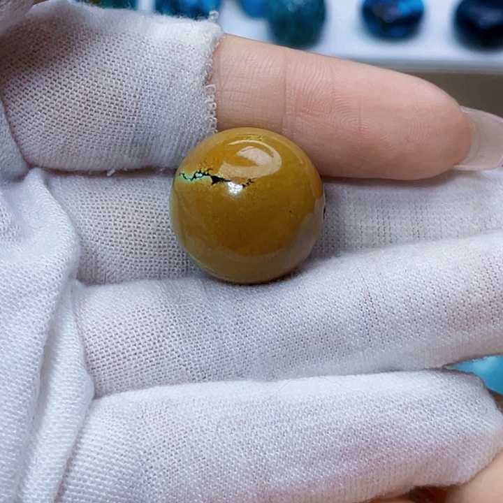 绿松石未镶嵌饰品