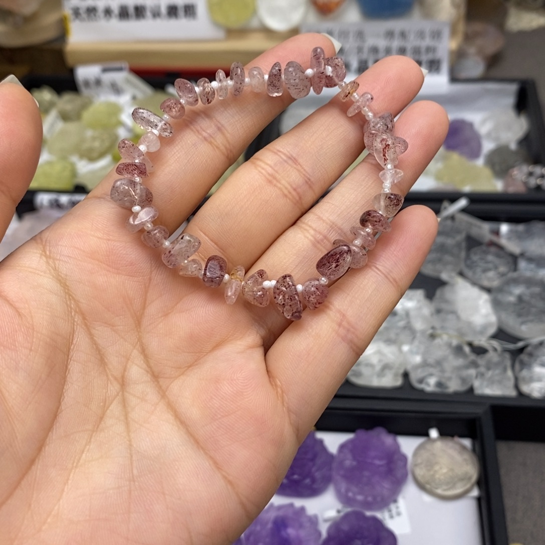 未镶嵌颈饰水晶草莓串