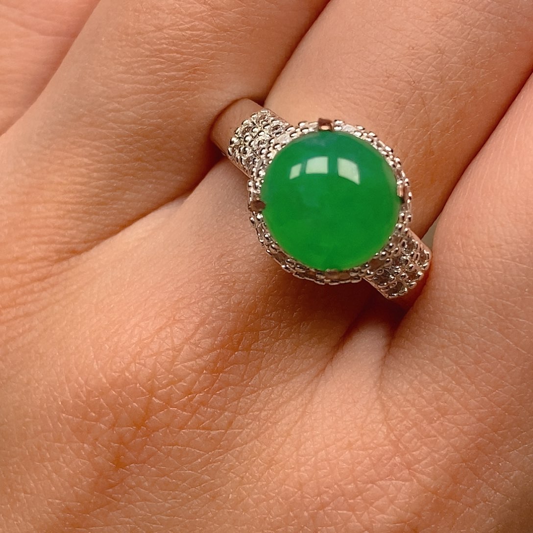 翡翠戒指未镶嵌正阳绿