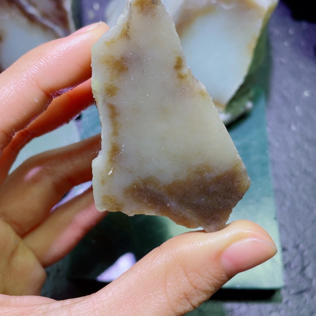 和田玉未镶嵌珠宝半成品