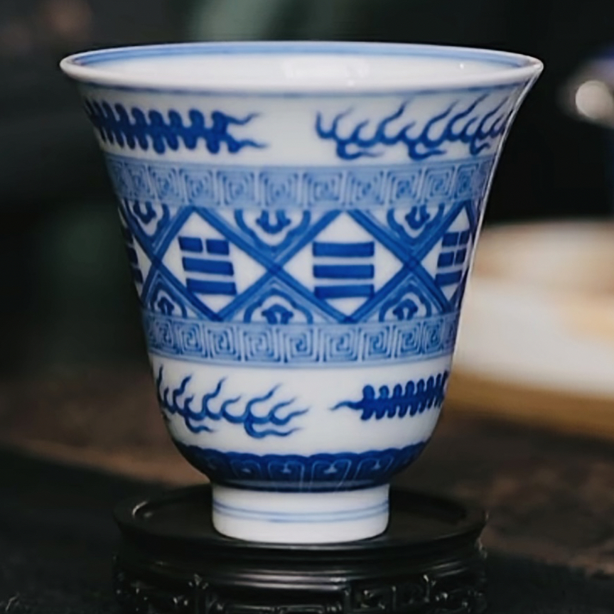 【黄老邪真选】觉山隐窑｜青花八卦纹陶瓷主人杯白瓷手绘道家铃铛杯