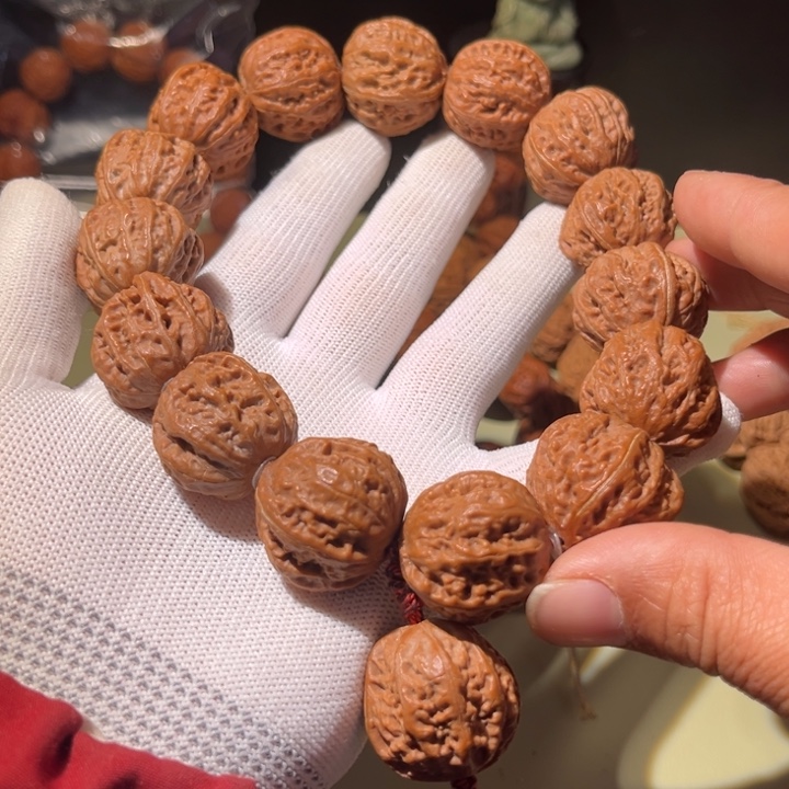 手串文玩核桃…………