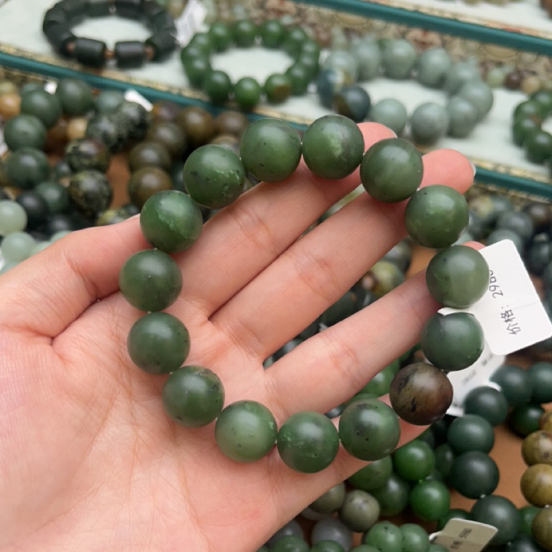 和田玉手串1202d拍一发一