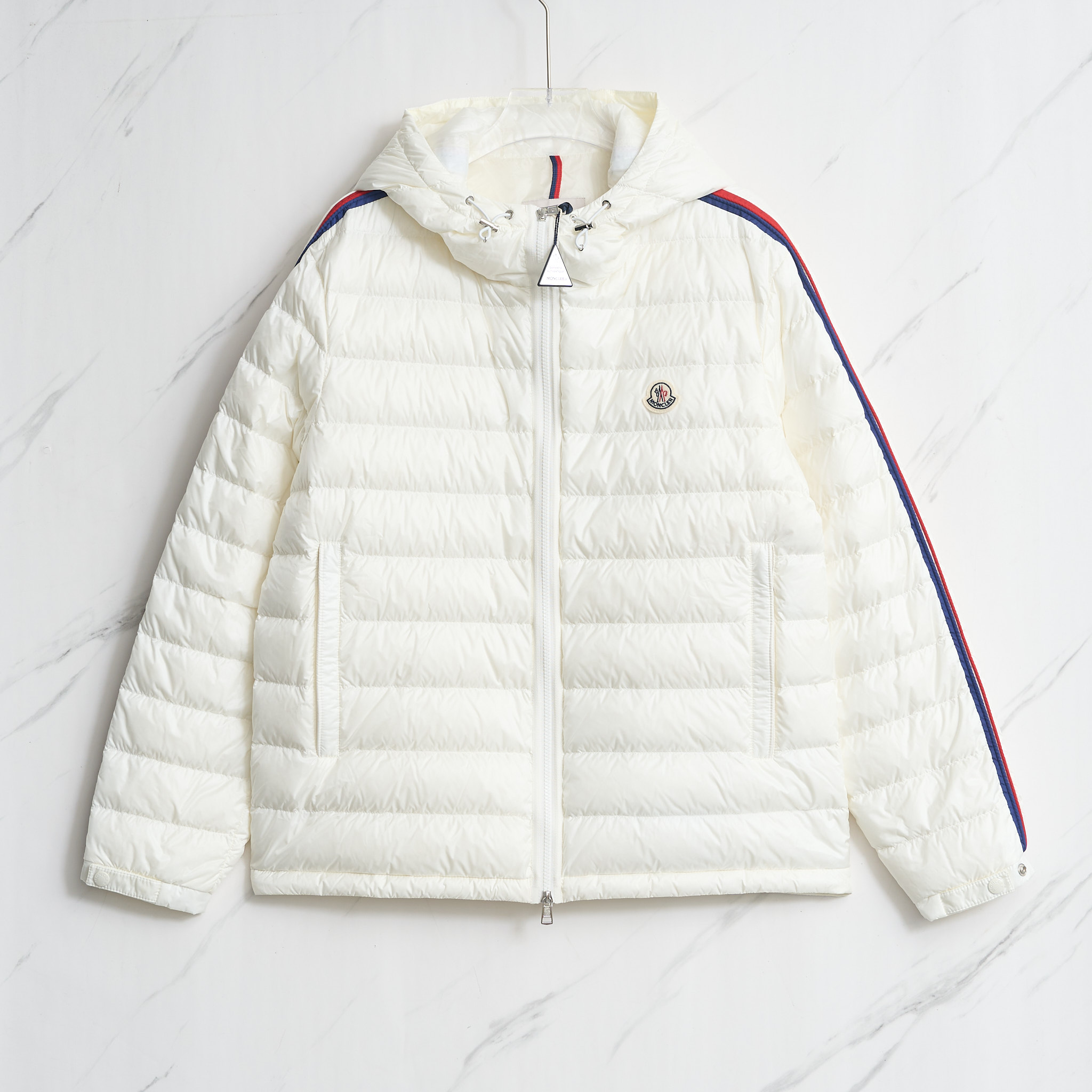 Moncler中性经典agout条纹冬服/MCBU00158