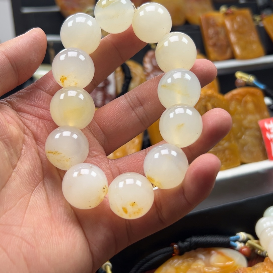 石英质玉（黄龙玉）未镶嵌多选发其一