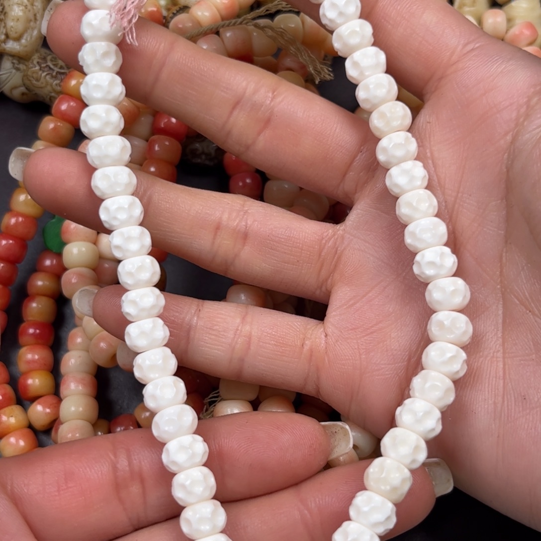 驼骨手串/手链编号269发54颗尺寸0,8