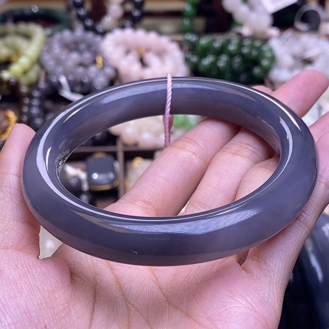 颈饰未镶嵌和田玉高冰浓烟紫手镯58.4圈口