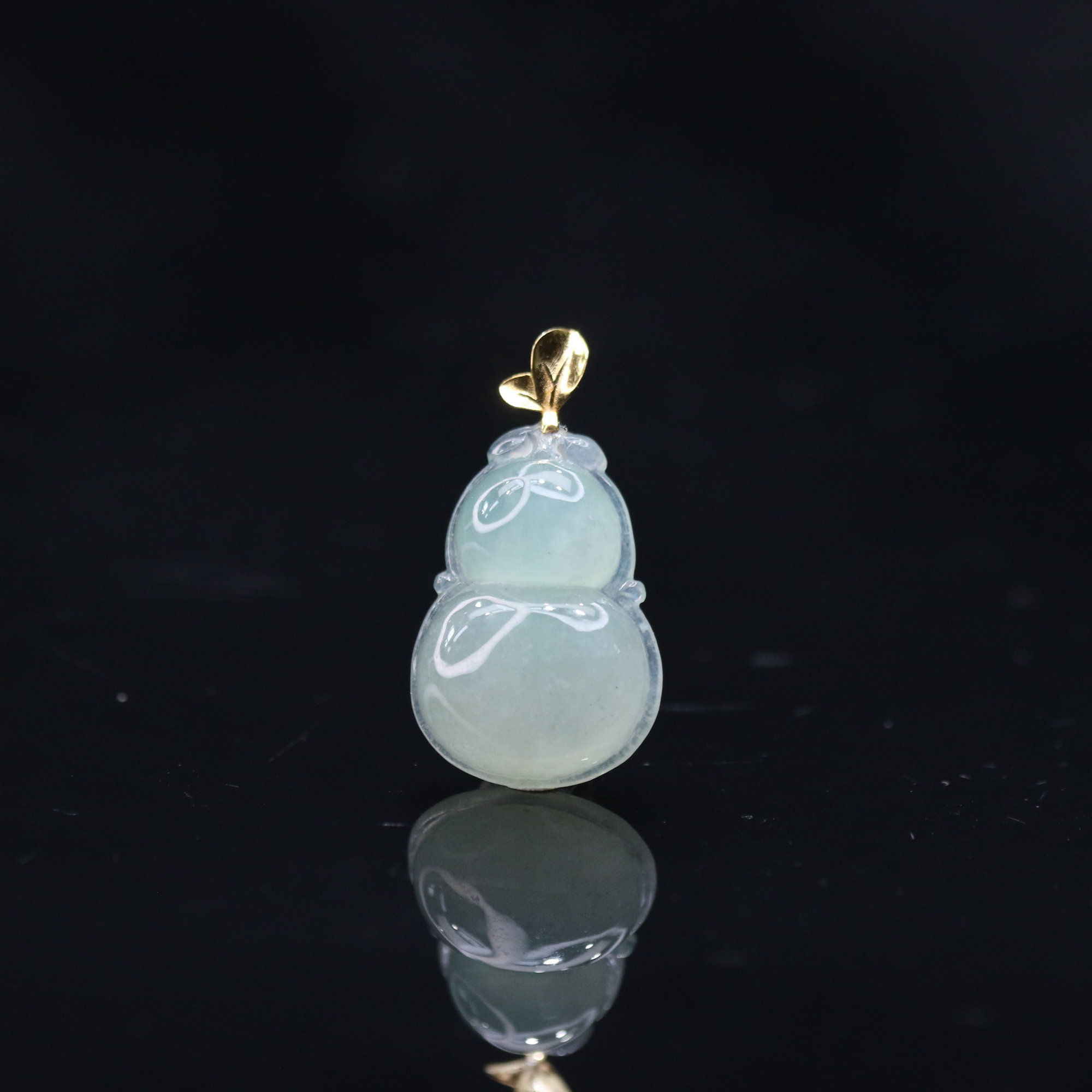 38天然缅甸翡翠A货18k冰葫芦吊坠/200723/上海嘉禾拍卖