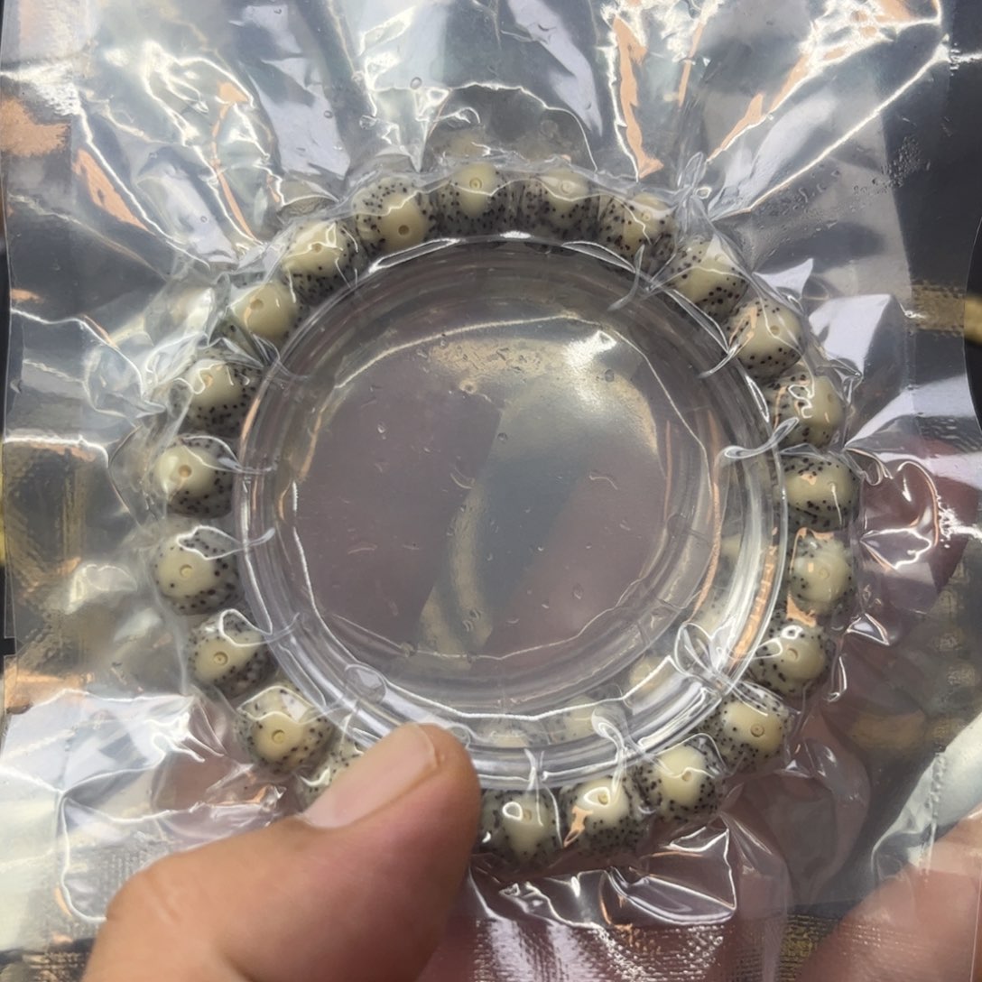 I***e手串星月菩提10✖️9手雕 凤眼 石玉料 单圈 2条