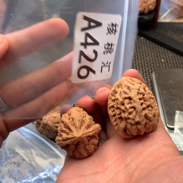 吊坠文玩核桃红锦鲤