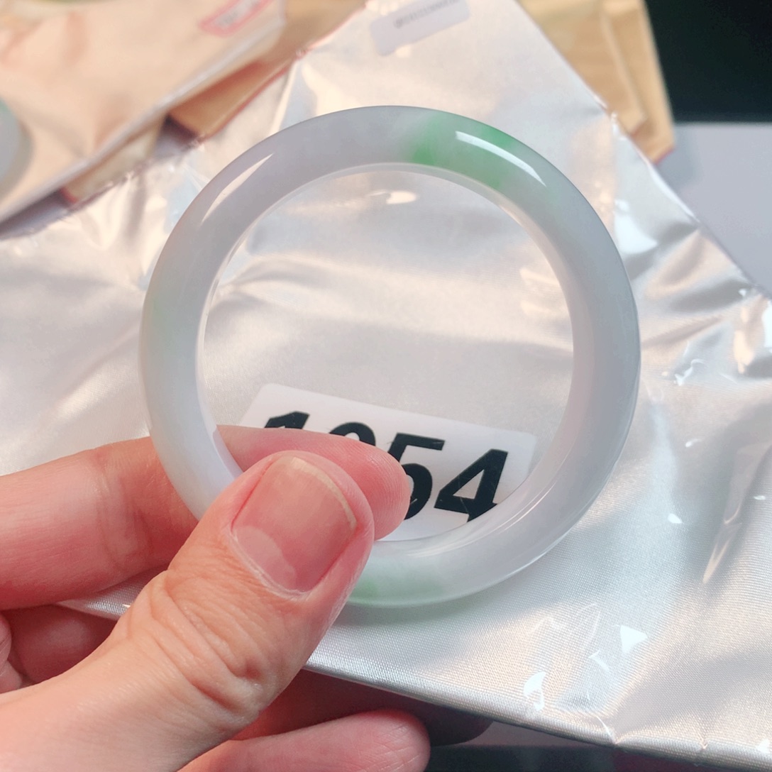 翡翠手镯未镶嵌翡翠手镯1054