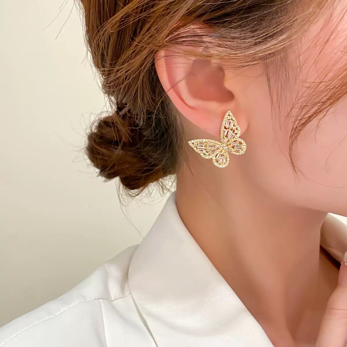 铜合金锆石耳饰 【214】蝴蝶耳环女夏天清新百搭耳钉2023新款潮耳坠