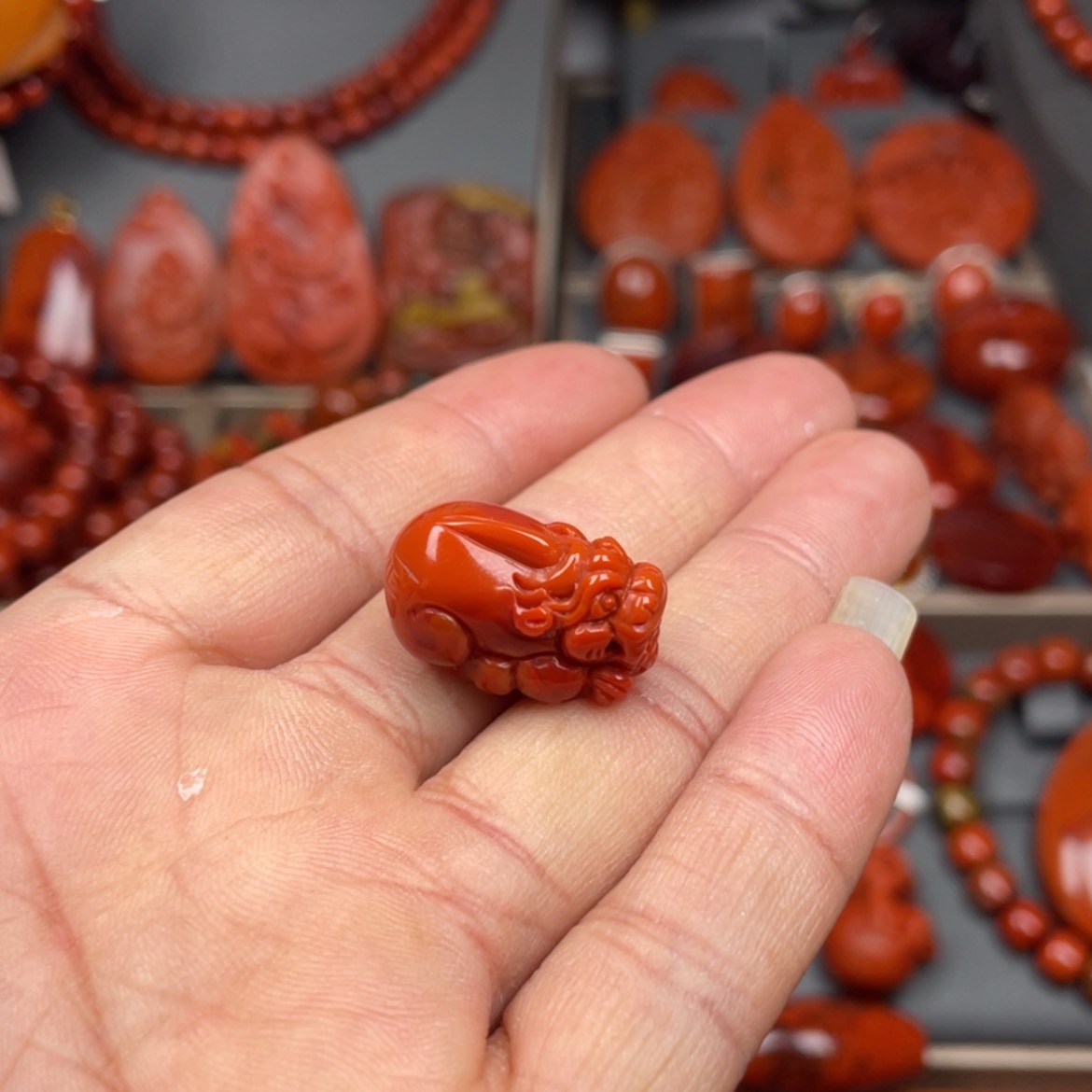 【闪购商品】南红玛瑙珠宝奇石未镶嵌吊坠