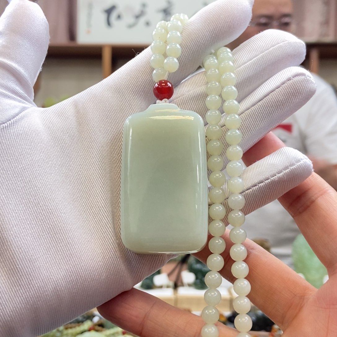 和田玉吊坠未镶嵌J****P