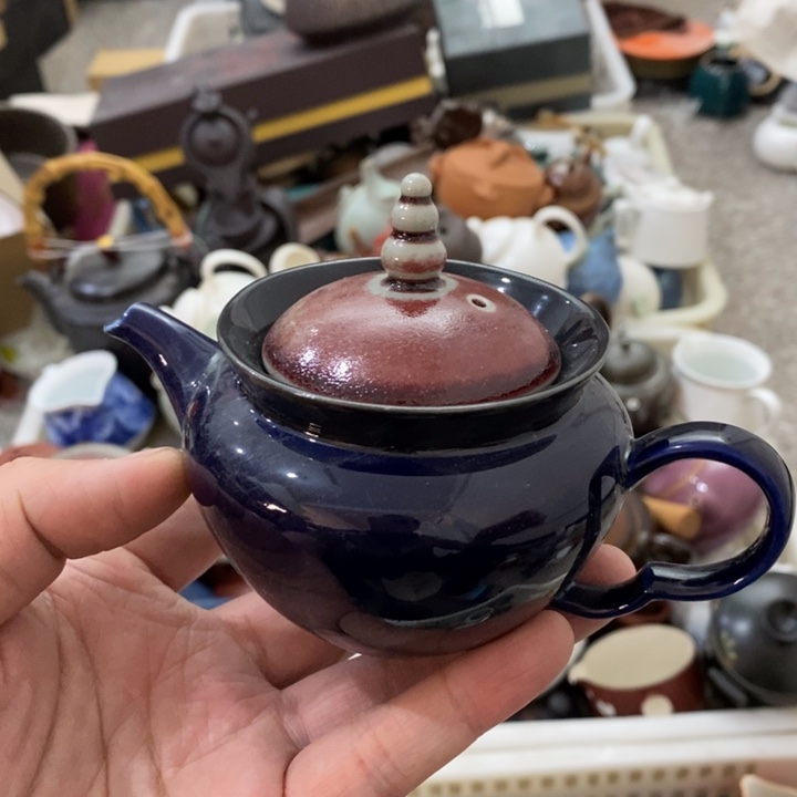 陶瓷艺术品及陶瓷壶