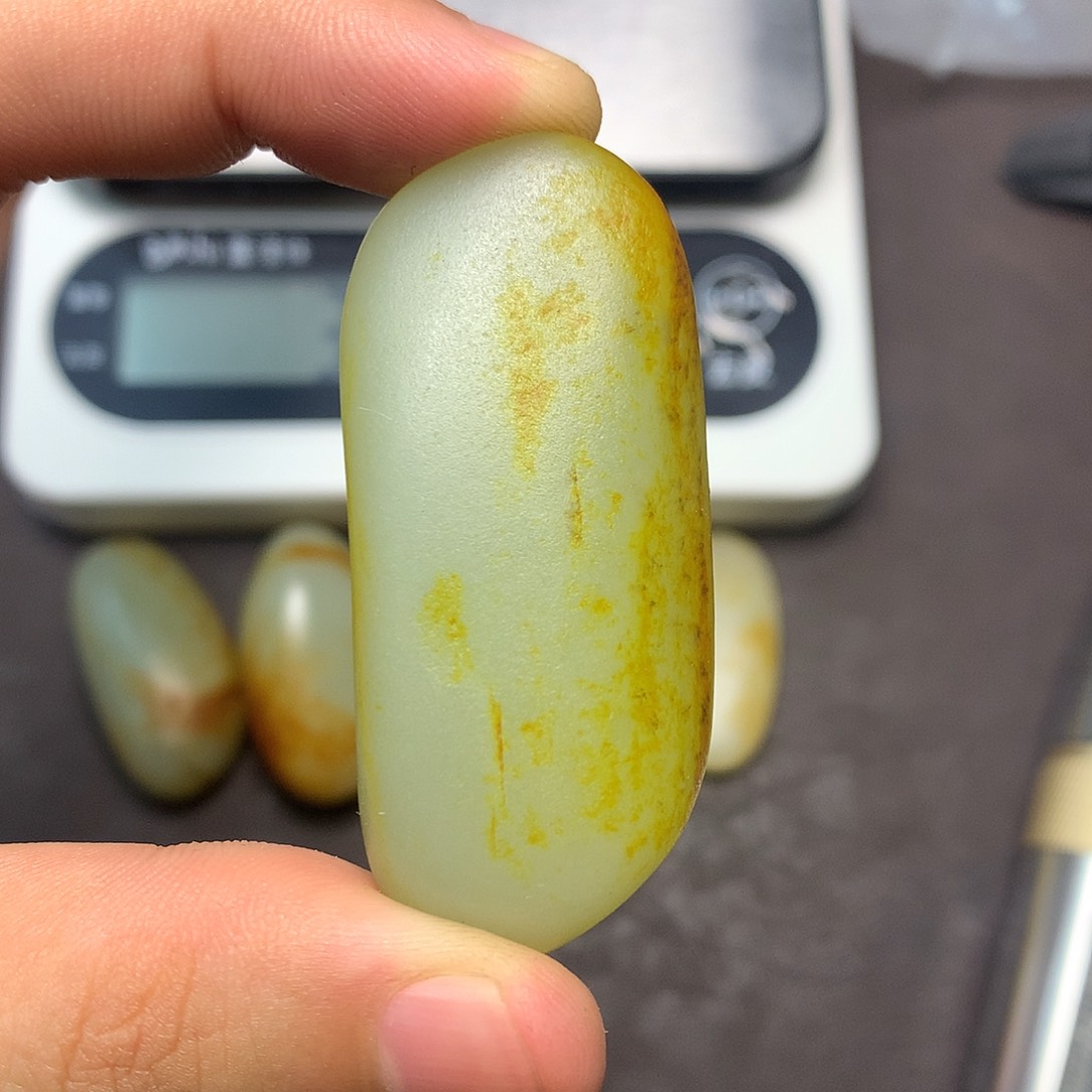 和田玉（糖玉）未镶嵌挂件