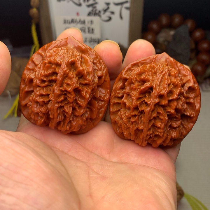 文玩核桃把件大刺