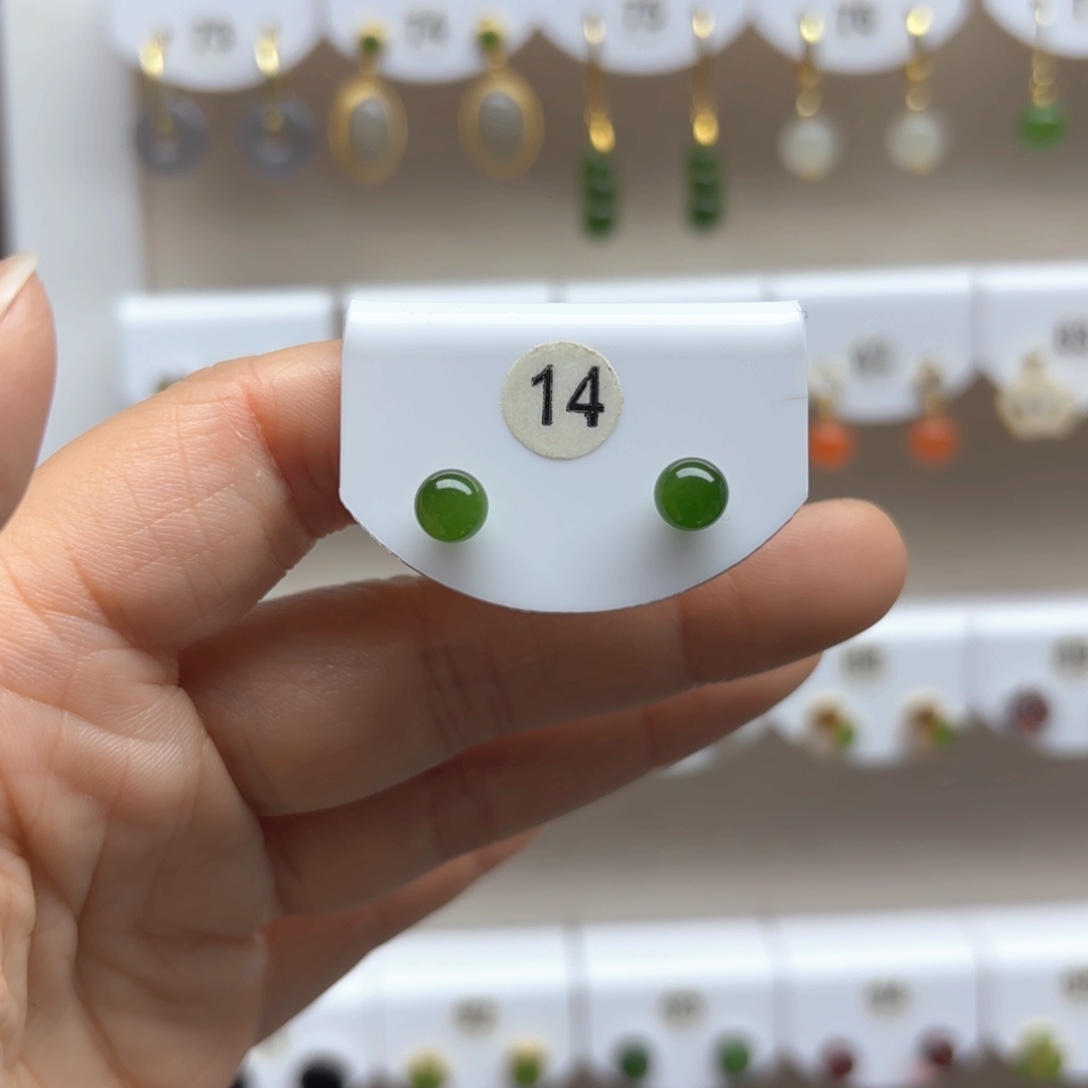 和田玉耳饰18K金镶嵌6mm 