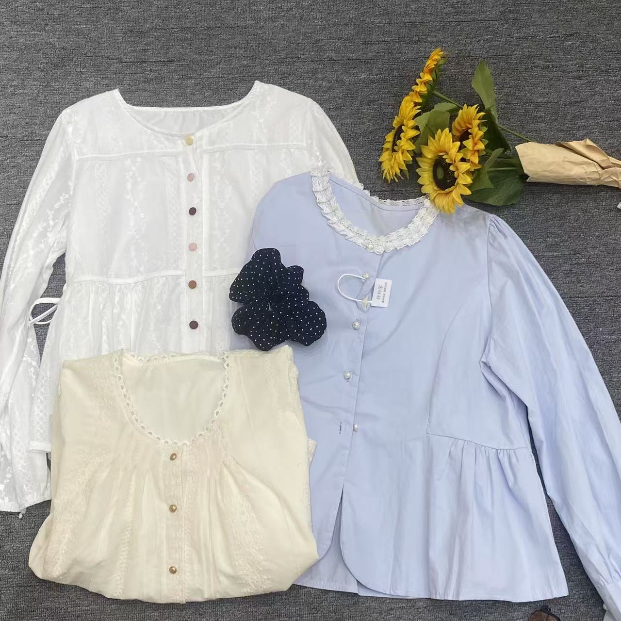 30000女士新款时尚气质上衣