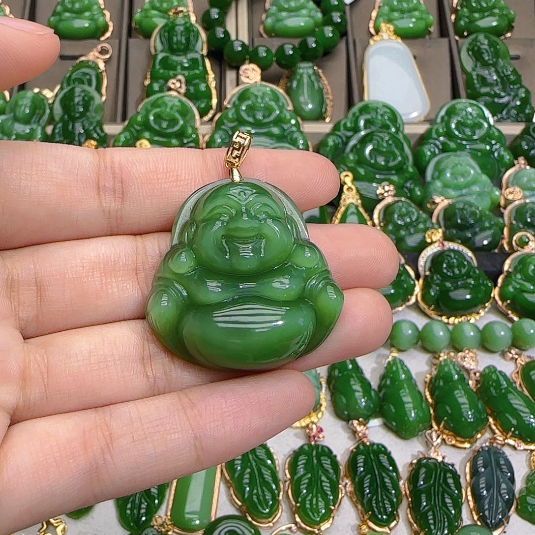 和田玉（碧玉）18K金镶嵌颈饰