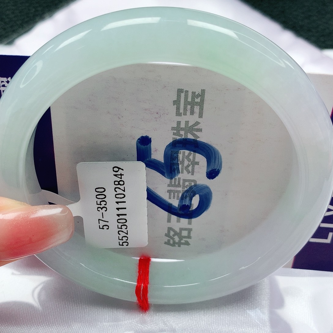 翡翠手镯未镶嵌缅甸天然a货翡翠