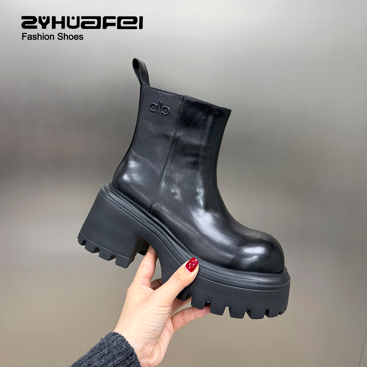 【左右华菲】8.5百搭时尚胎牛皮厚底英伦弹力切尔西靴2025秋冬季