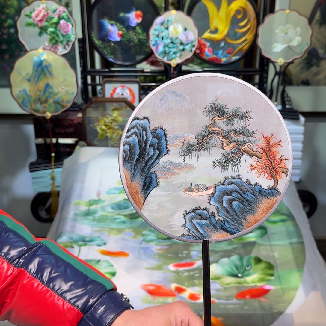 刺绣刺绣工艺精湛