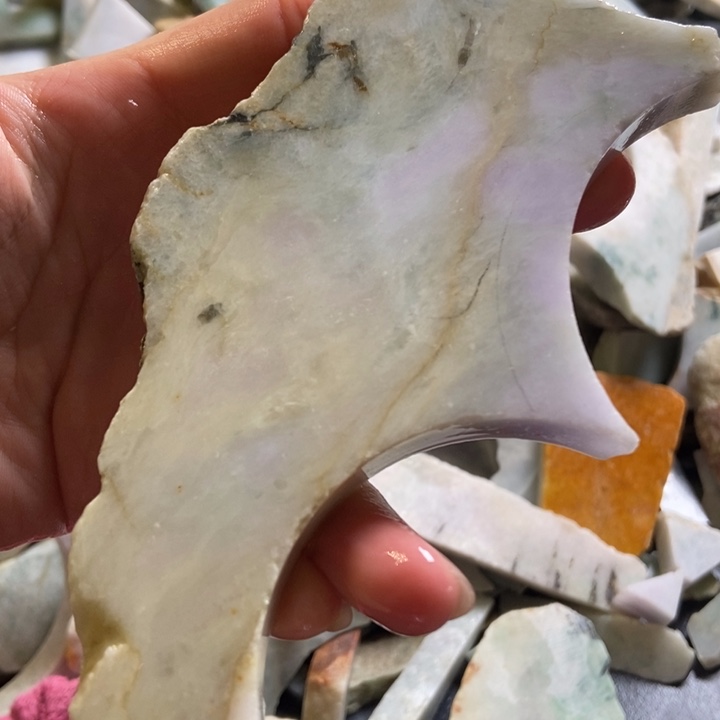 翡翠颈饰未镶嵌天然翡翠