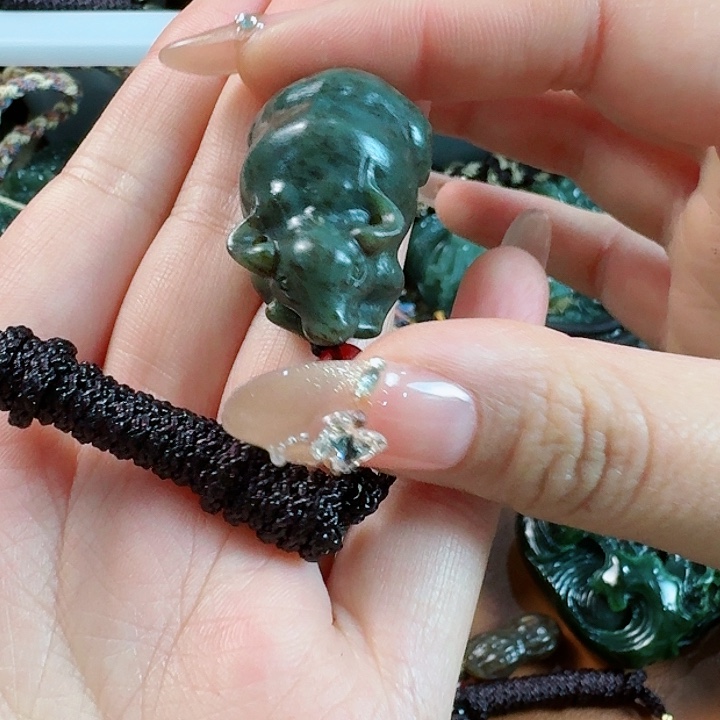 和田玉挂件未镶嵌