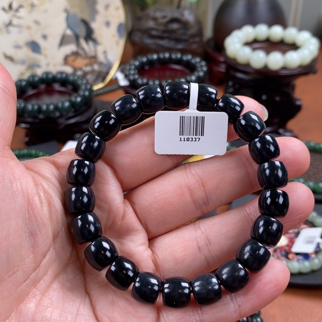 未镶嵌手链和田玉佛**叻