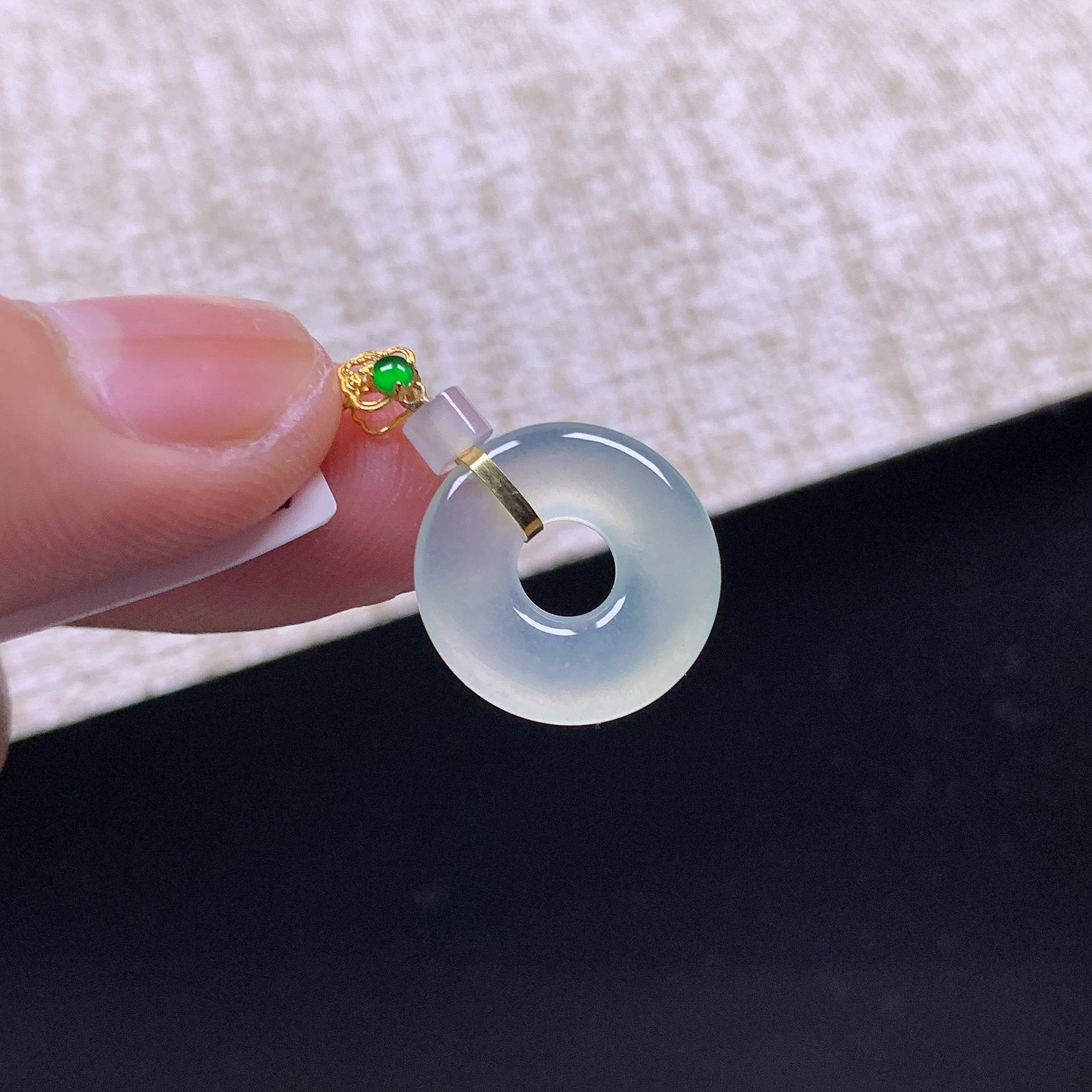 缅甸天然A货翡翠18k金镶嵌冰种甜甜圈平安扣吊坠23.9x15.5x2.7