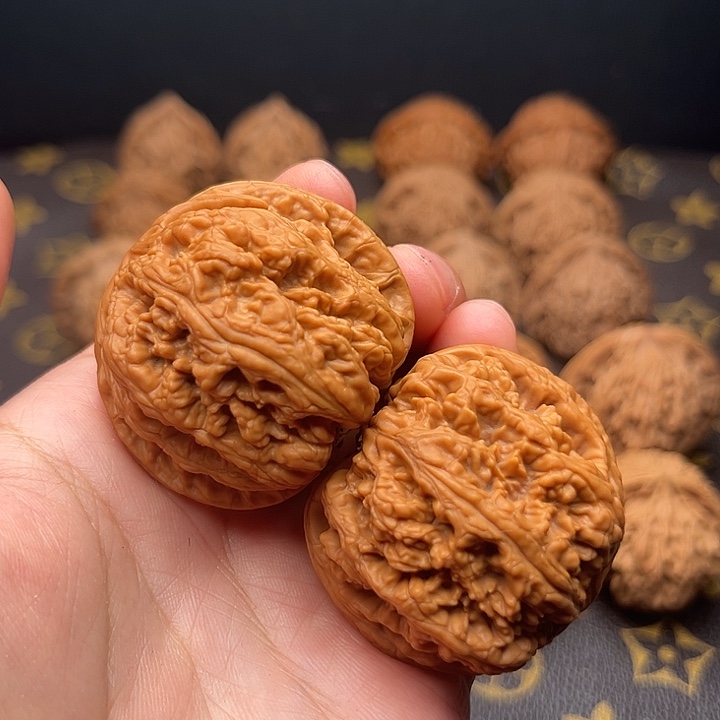 程***远文玩核桃吊坠41+大粗筋