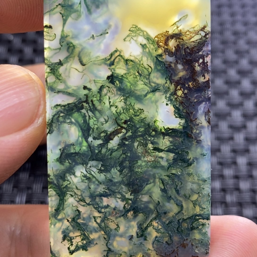 用***8玛瑙/玉髓未镶嵌颈饰