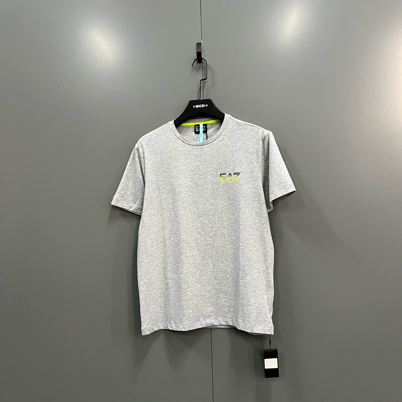 99新 GIORGIO ARMANI/阿玛尼 灰色渐变logo短袖