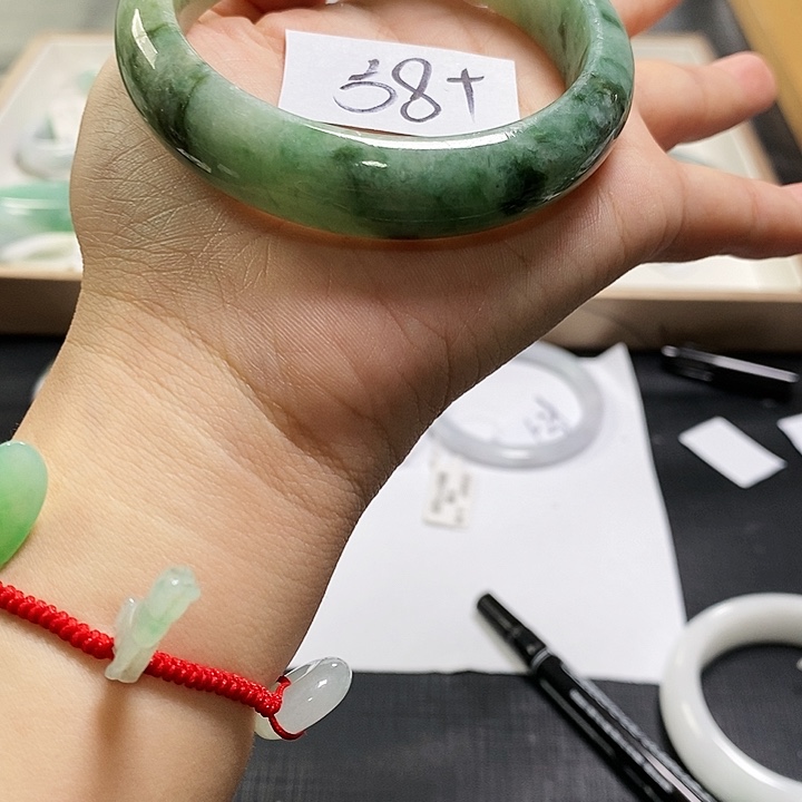 【闪购商品】未镶嵌手镯翡翠