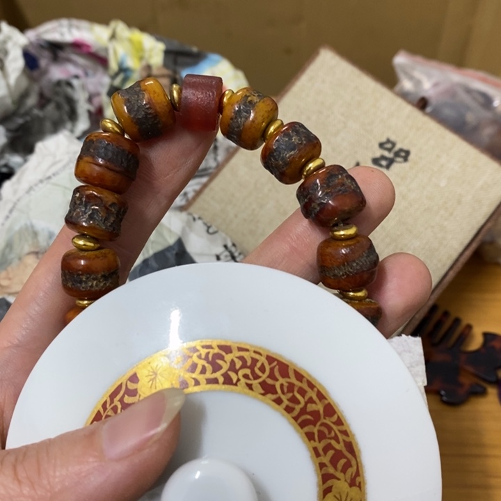 瓷片哈中古工艺品一件