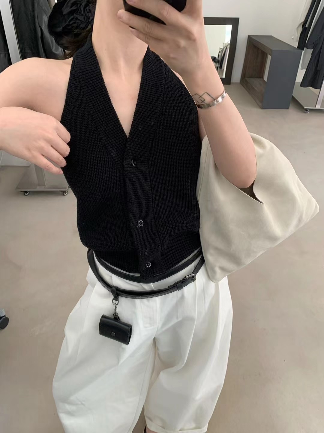 纯欲风挂脖针织上衣主播同款春秋无袖修身性感风背心轻职风吊带