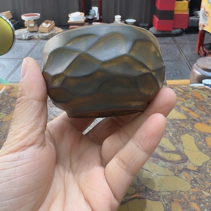 陶杯一个，品茗杯。。。。