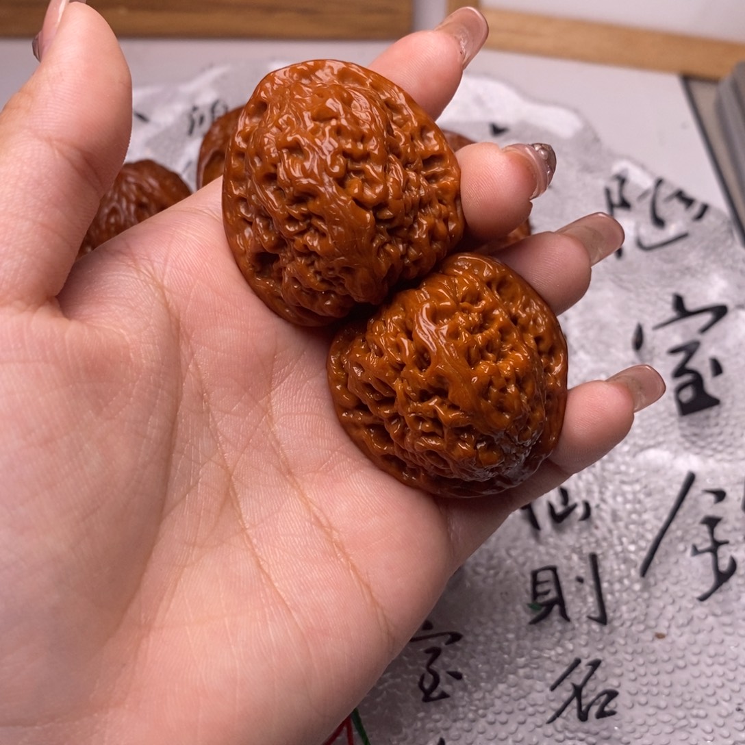 3***。文玩核桃文玩核桃