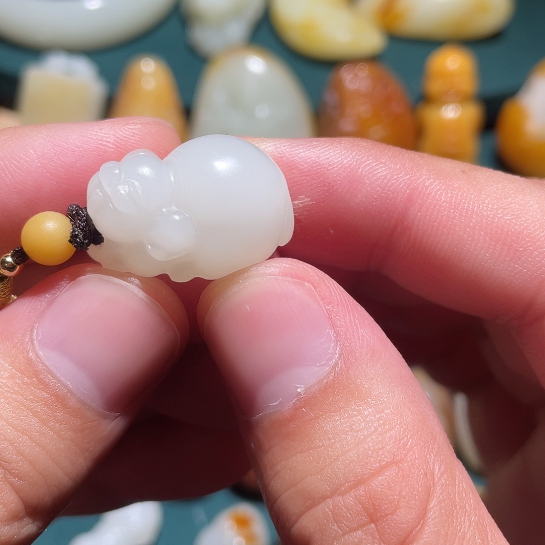 和田玉挂件未镶嵌