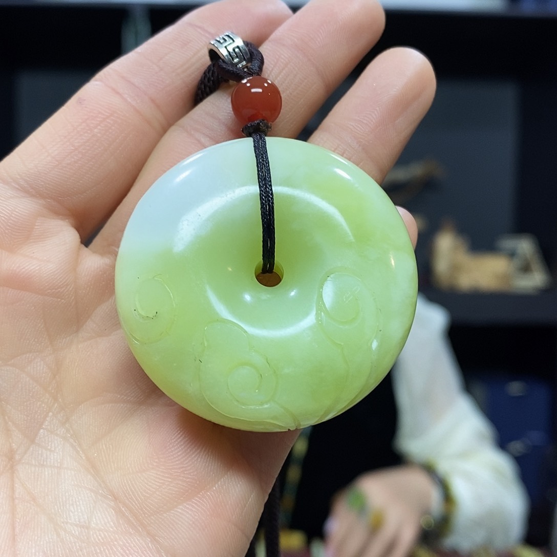 岫玉挂件吊坠未镶嵌