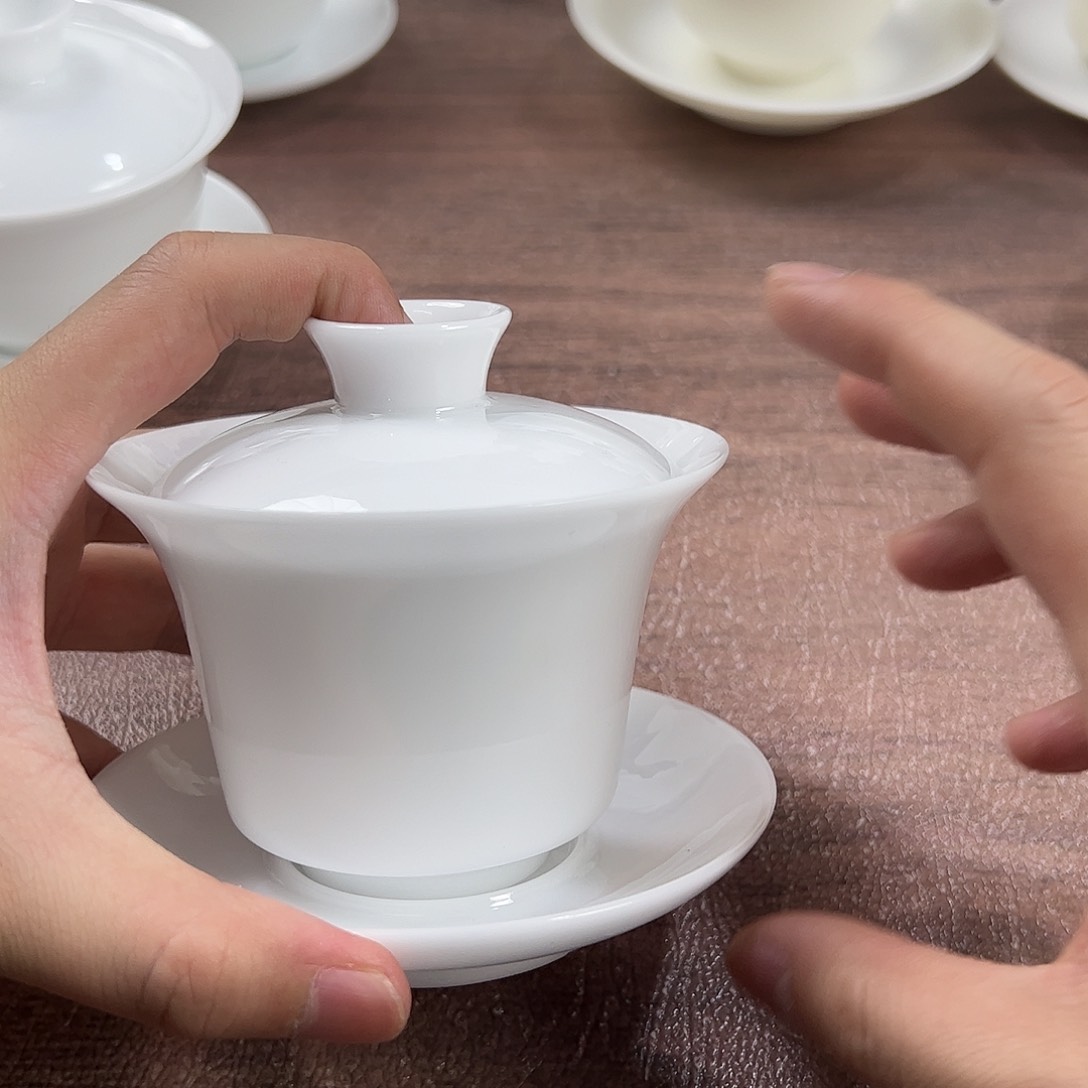 譕白德化白瓷茶具