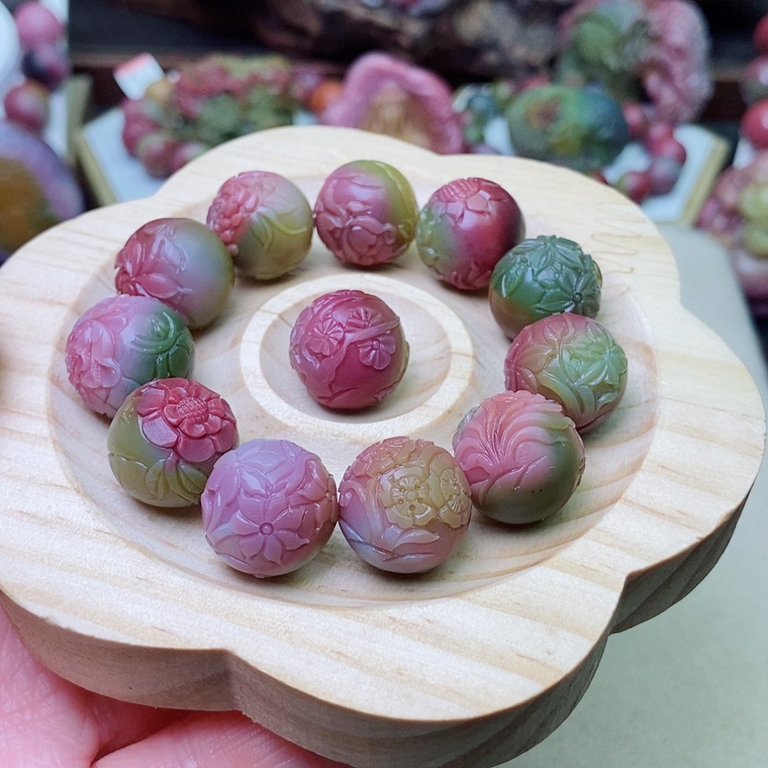 玛瑙/玉髓珠宝奇石未镶嵌月**！盐源玛瑙定制