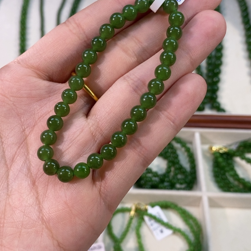 【闪购商品】和田玉（碧玉）颈饰未镶嵌